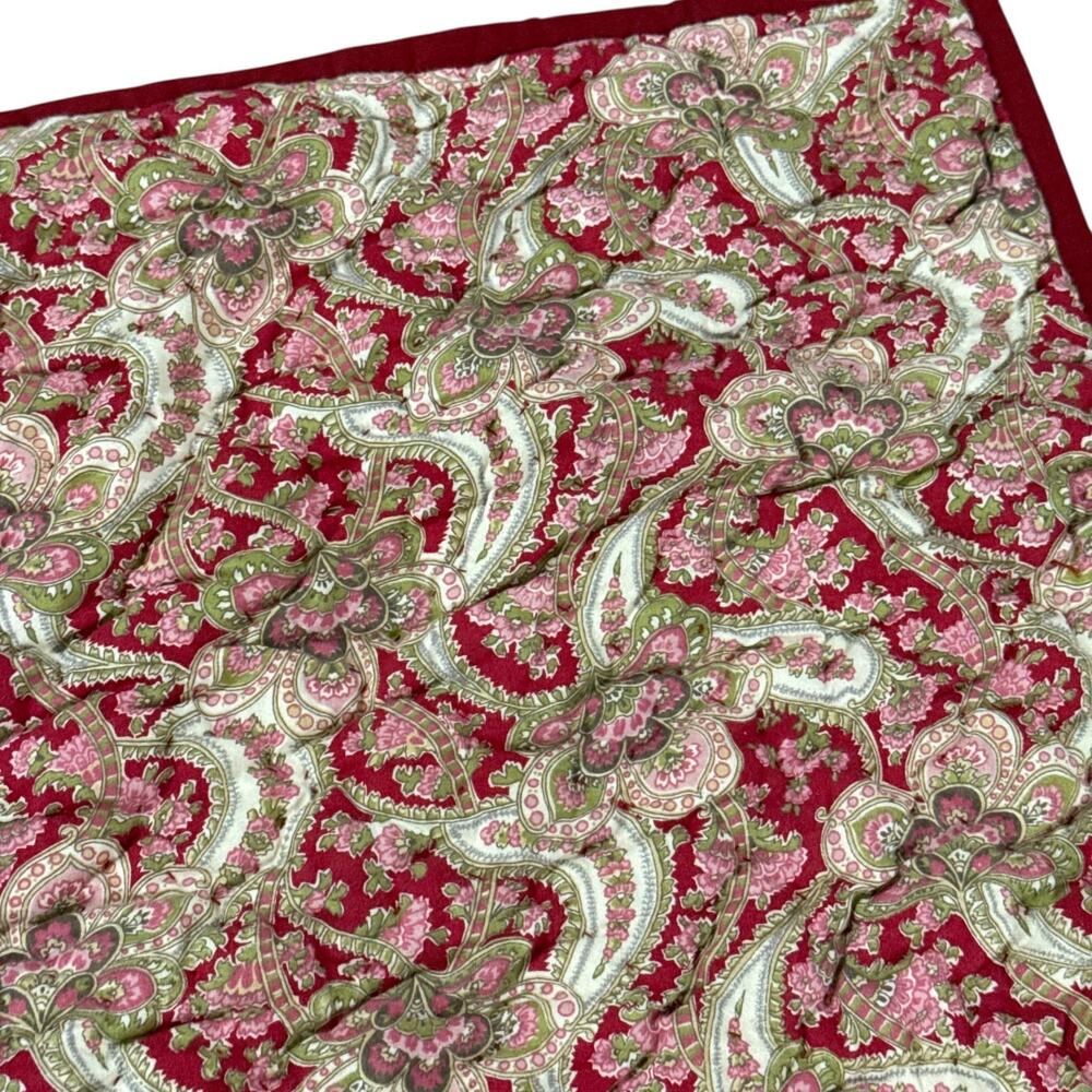Pottery Barn 100% Cotton Red Georgia Quilted Pillow Sham Standard Size Paisley - Picture 2 of 11
